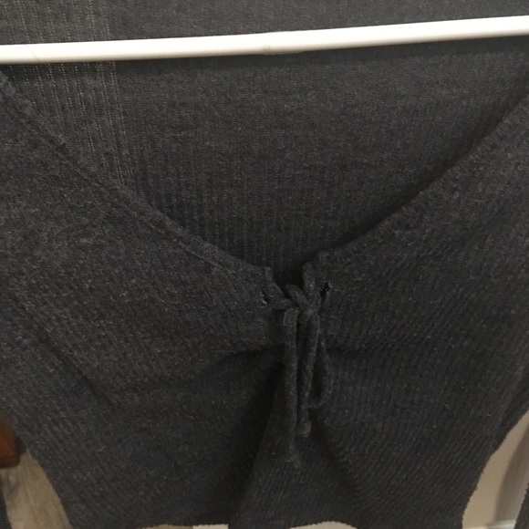 ❌SOLD❌ Bundle gray long sleeve tops - Picture 10 of 11